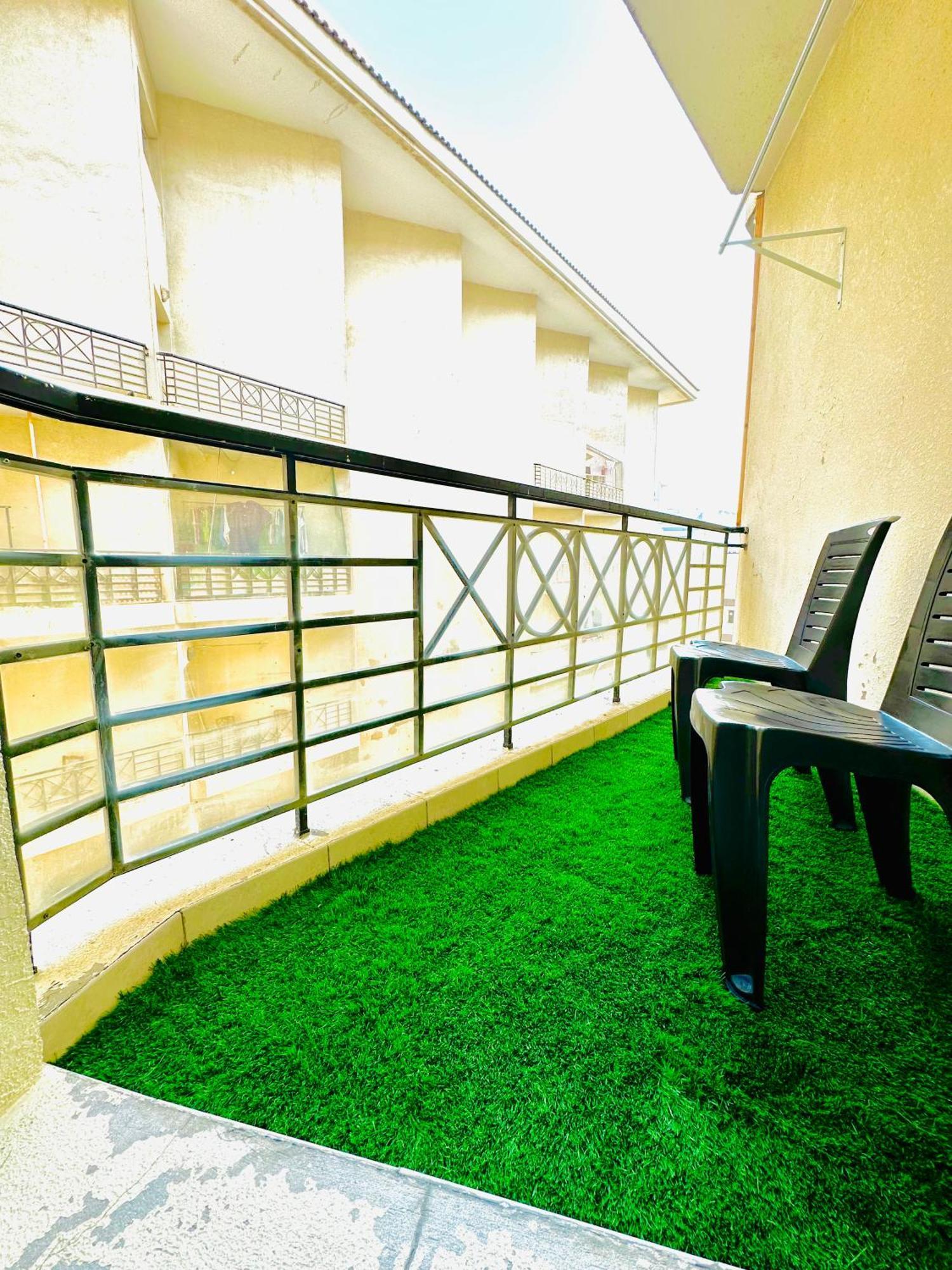 Vip Residence - Ladies Only Dubai Exterior photo